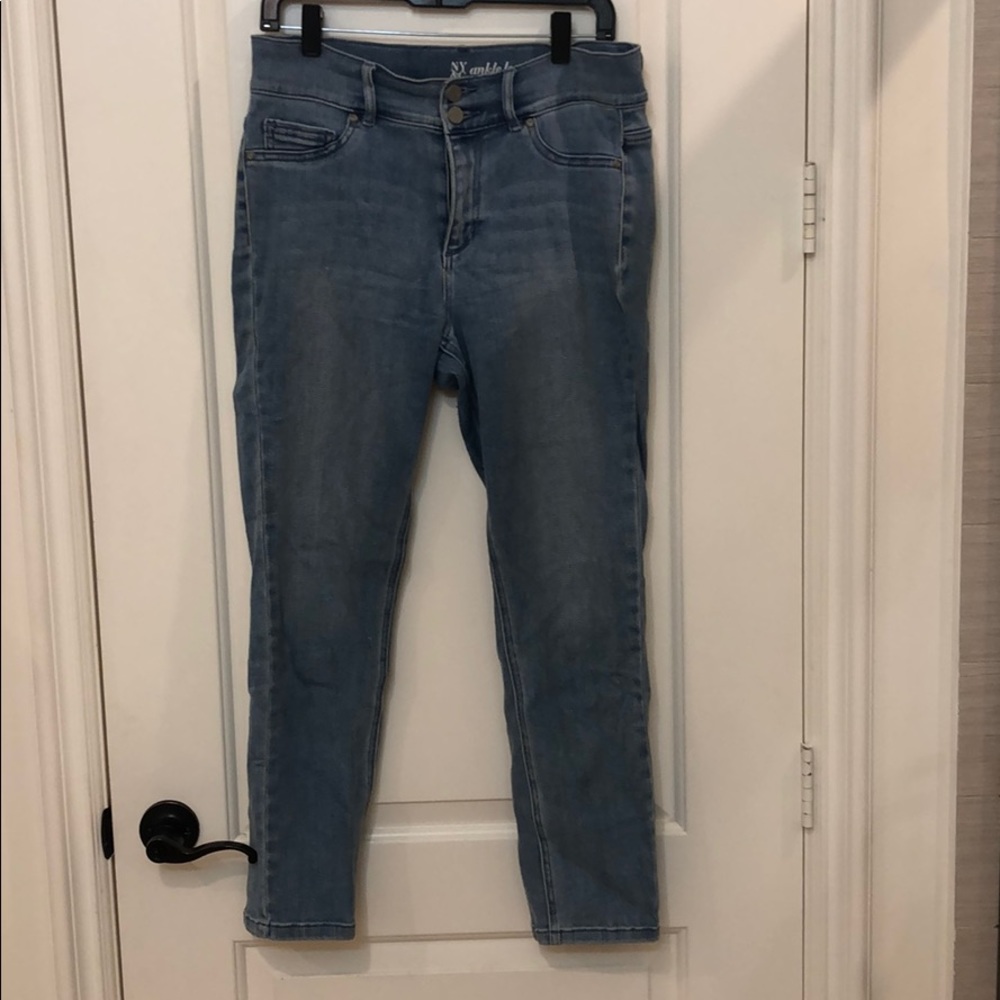 New York & Company Ankle Legging Jeans 👖